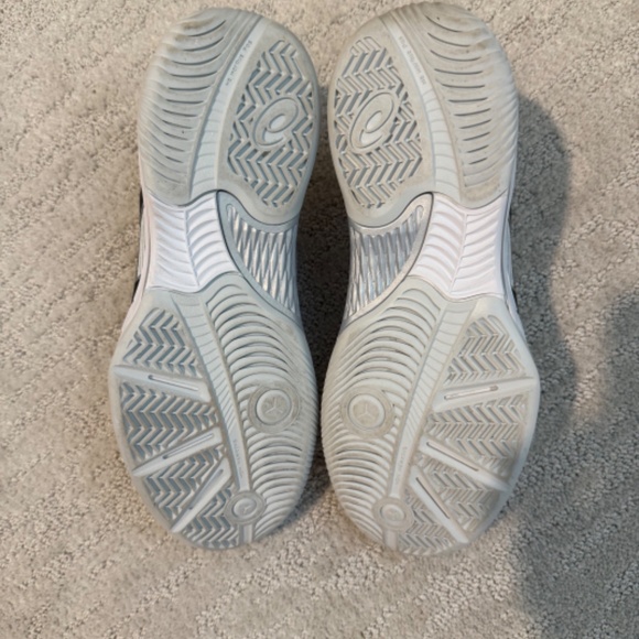 Asics Tennis Sneakers - Picture 6 of 6